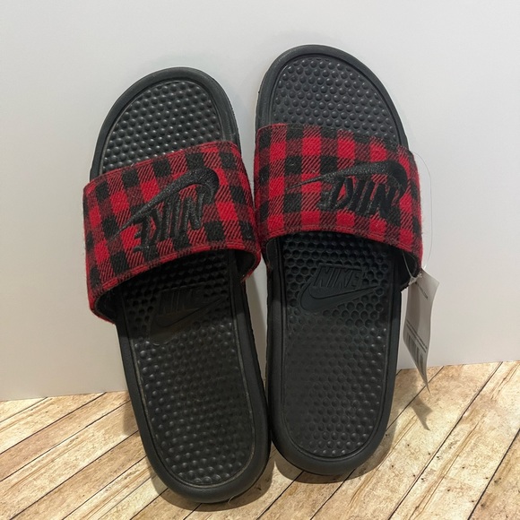 Nike benassi plaid slides - Picture 7 of 7